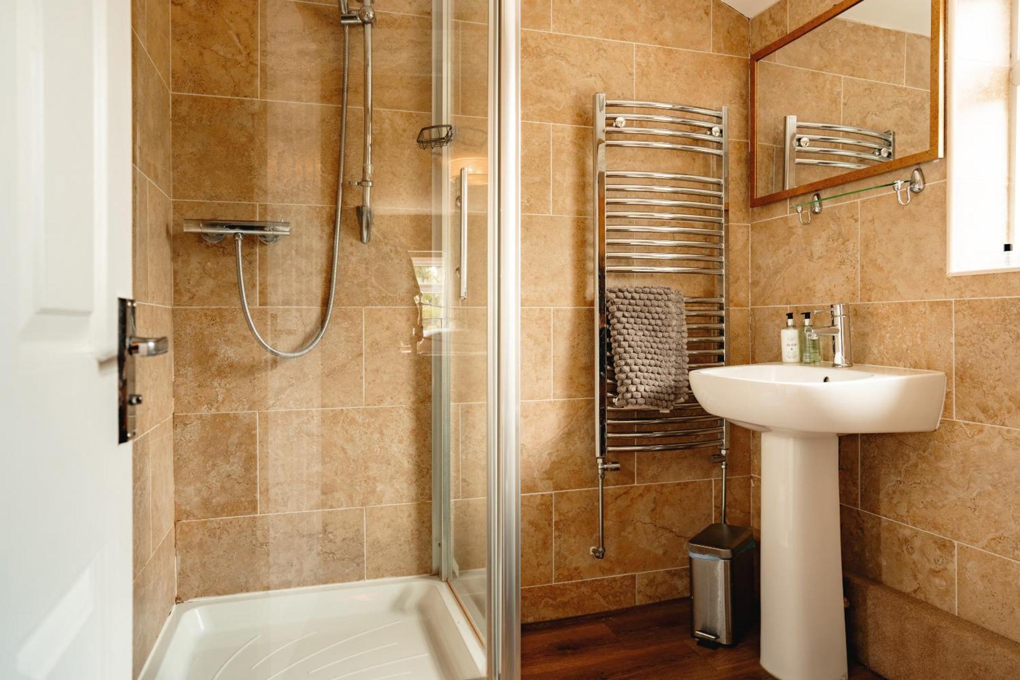 Wheatacre White Lion Hotel Burgh Saint Peter Стая снимка