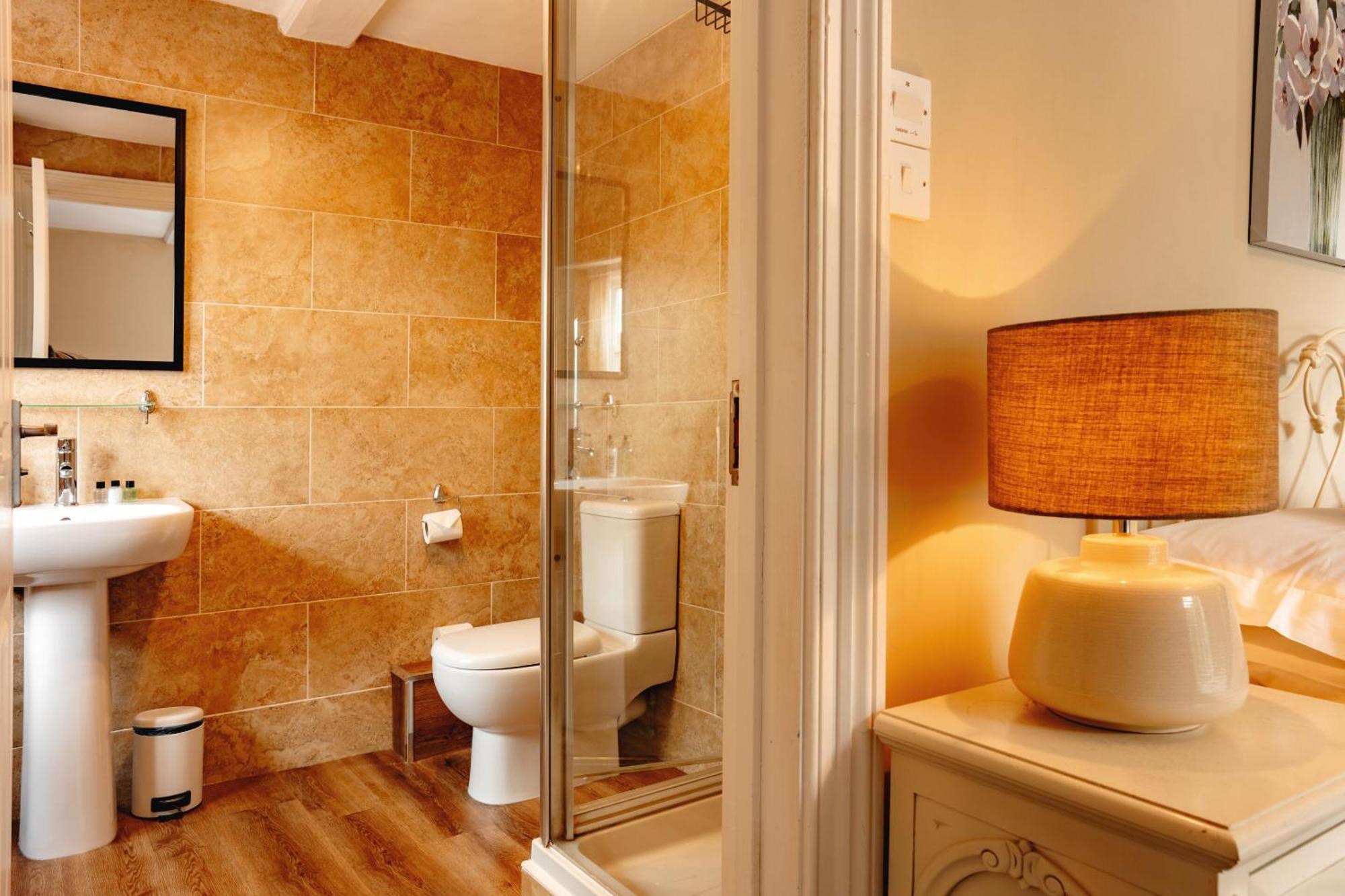 Wheatacre White Lion Hotel Burgh Saint Peter Стая снимка
